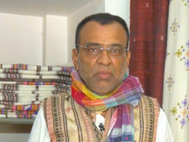 Gujarat: Kutch village preserves 500-year-old handloom legacy, shawls gain global recognition