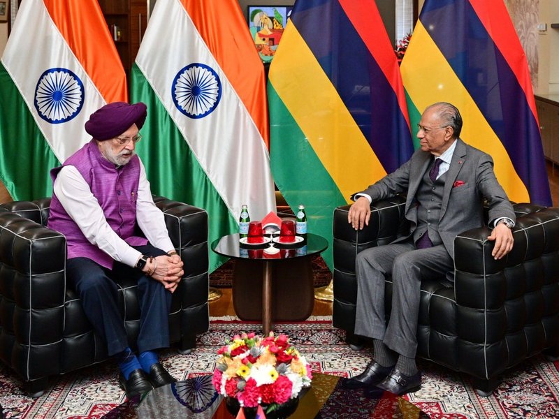 India-Mauritius discuss strengthening energy partnership