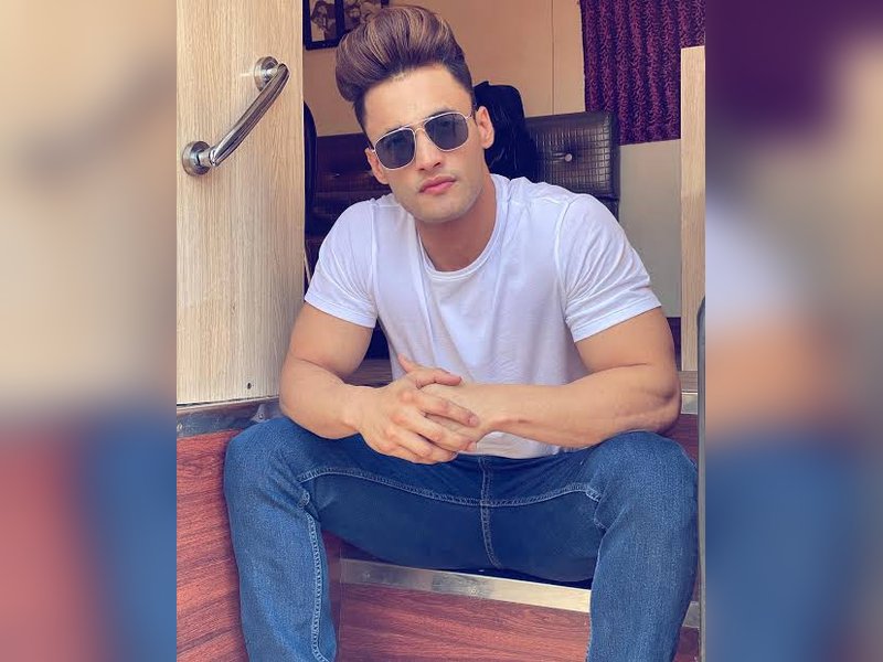 Asim Riaz says everyone knew how Himanshi Khurana ‘looked’ before he got her into fitness, calls Paras Chhabra a ‘pig’