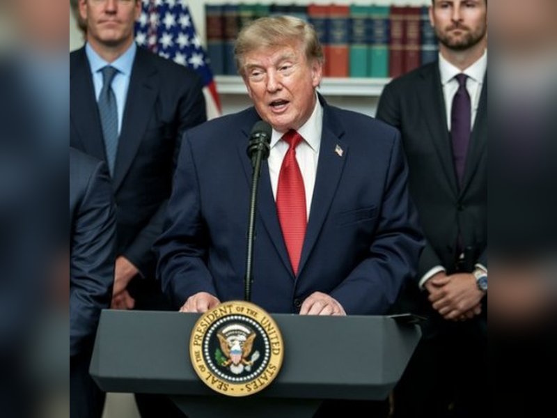 Trump warns schools over gender policies