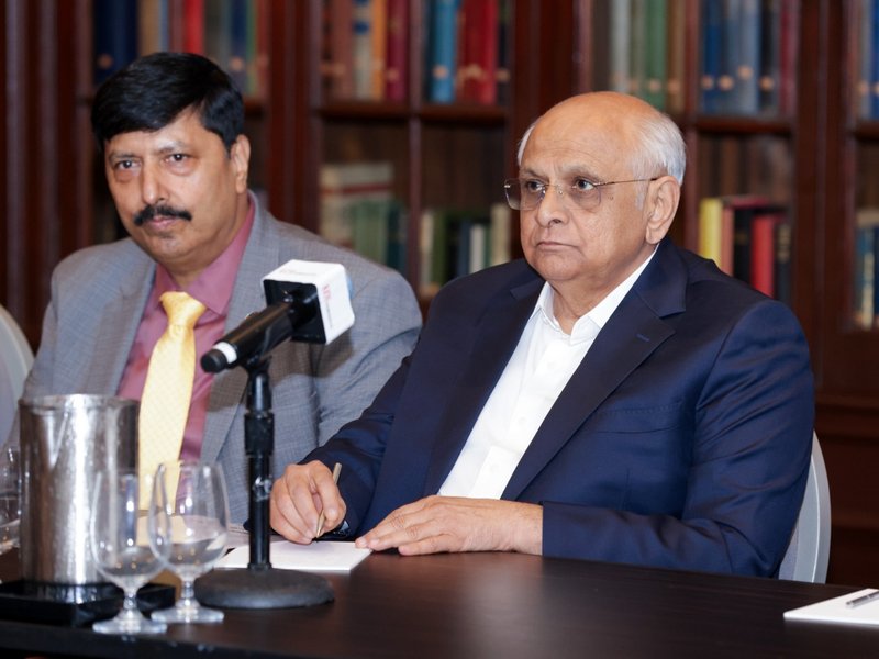 सीएम भूपेंद्र पटेल की टाई टोरंटो के उद्यमियों और सीएचसीसी के साथ हुईं राउंड टेबल बैठकें