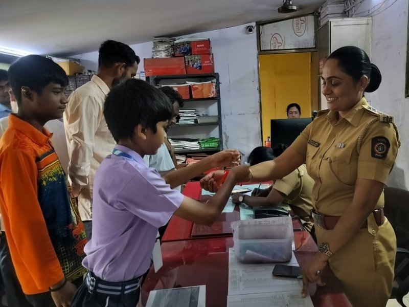 A thread of trust: Children seek safety assurance from police on Raksha Bandhan