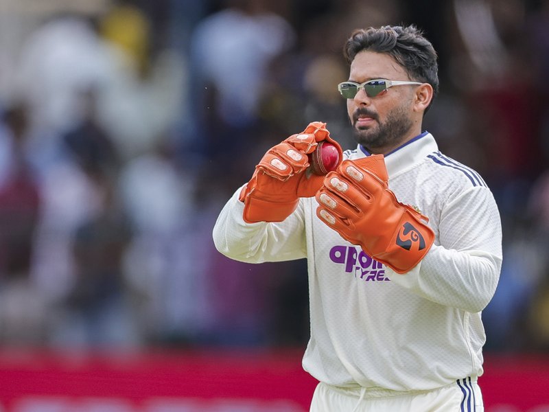 Suresh Raina backs Rishabh Pant to return to white-ball setup, urges him to play with freedom. Photo credit: IANS