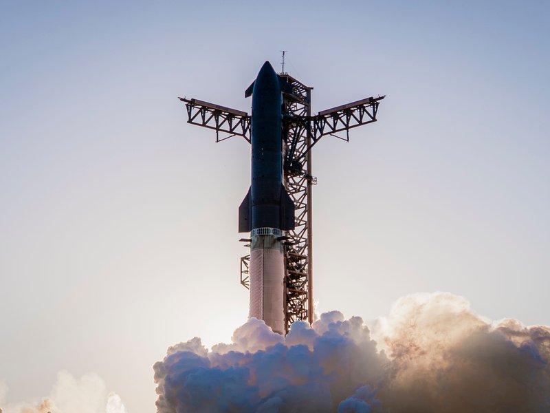 SpaceX to invest $100 billion in Louisiana spaceport, create over 11,100 jobs