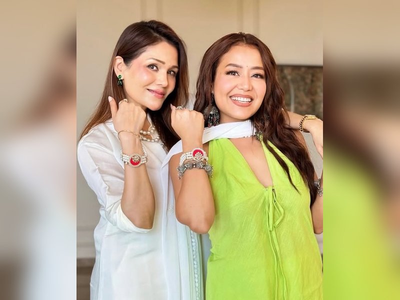 Neha Kakkar showers love on sister Sonu Kakkar ahead of Raksha Bandhan