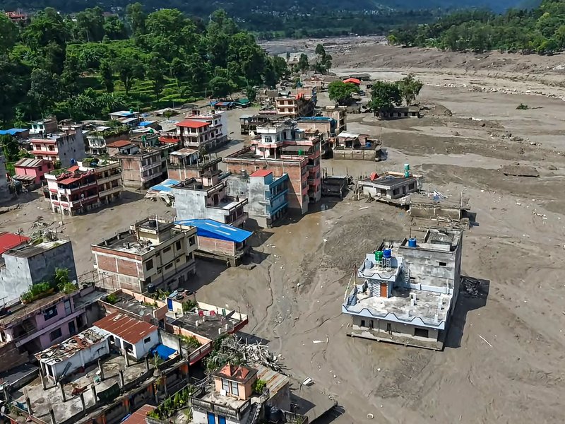 At least 19 dead, dozens missing as massive Tibet-origin flood devastates Nepal (Ld)