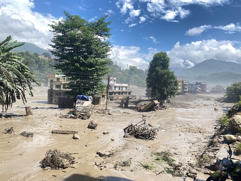 Nepal flood leaves 95 dead, dozens of security personnel and tourists still missing