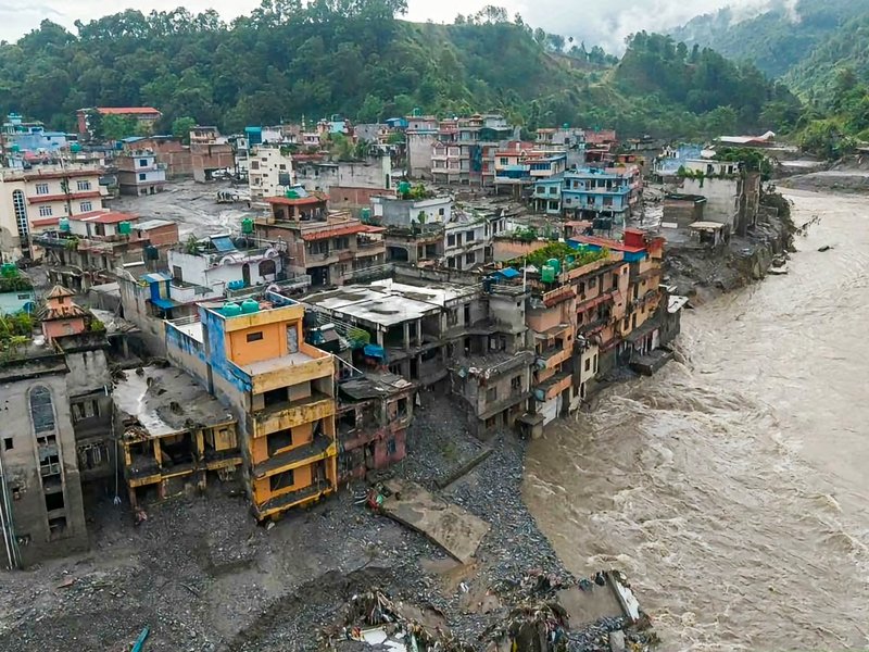 290 Indians out of contact after Nepal floods: MEA