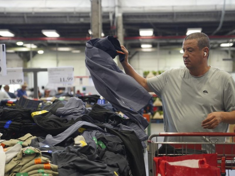 US inflation cools in July, but core prices rise as spending stalls