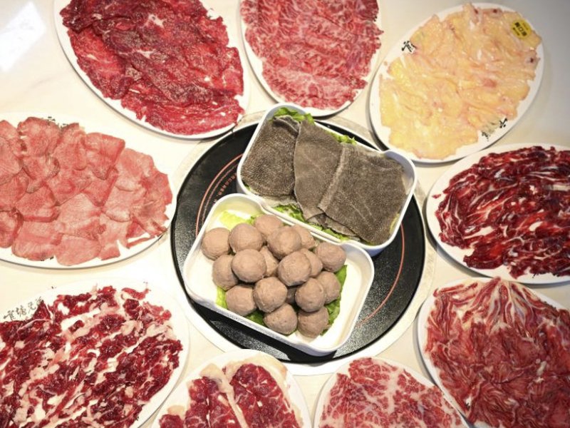 Trump eases beef tariffs to cut US prices