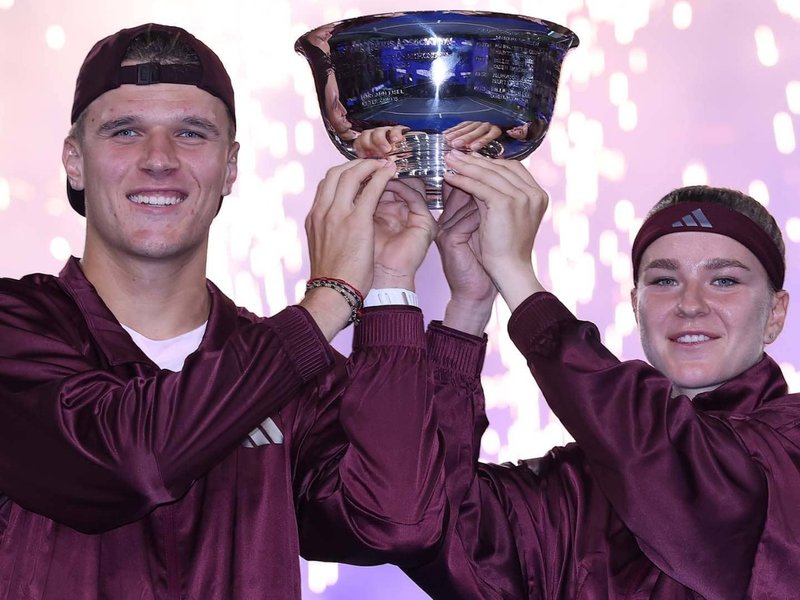 Muchova-Mensik beat Bencic-Cobolli to clinch US Open mixed doubles title