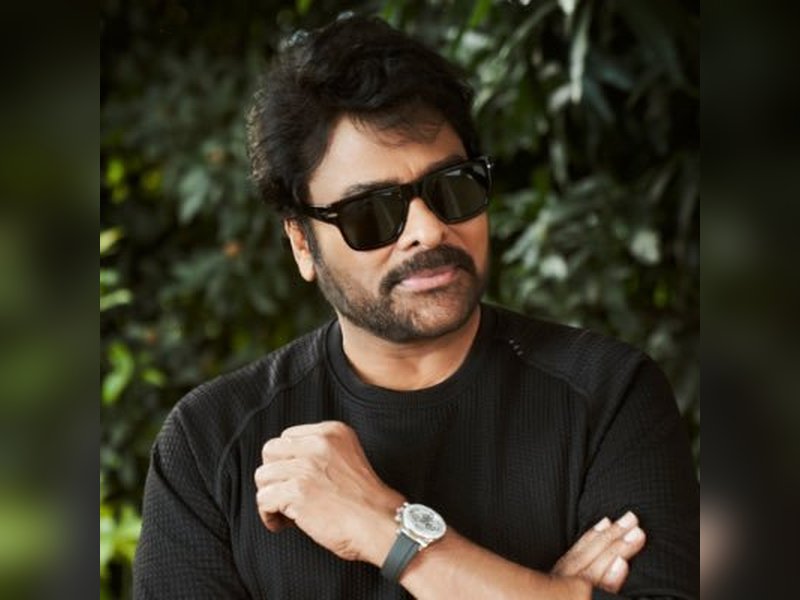 Chiranjeevi calls Ravi Teja's performance in 'Irumudi' "phenomenal" (Photo: Chiranjeevi/X)