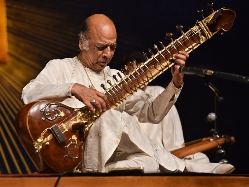 यादों में विलायत खां : ऐसे ही नहीं मिली 'आफताब-ए-सितार' की उपाधि, रियाज में उंगलियों से निकलने लगता था खून