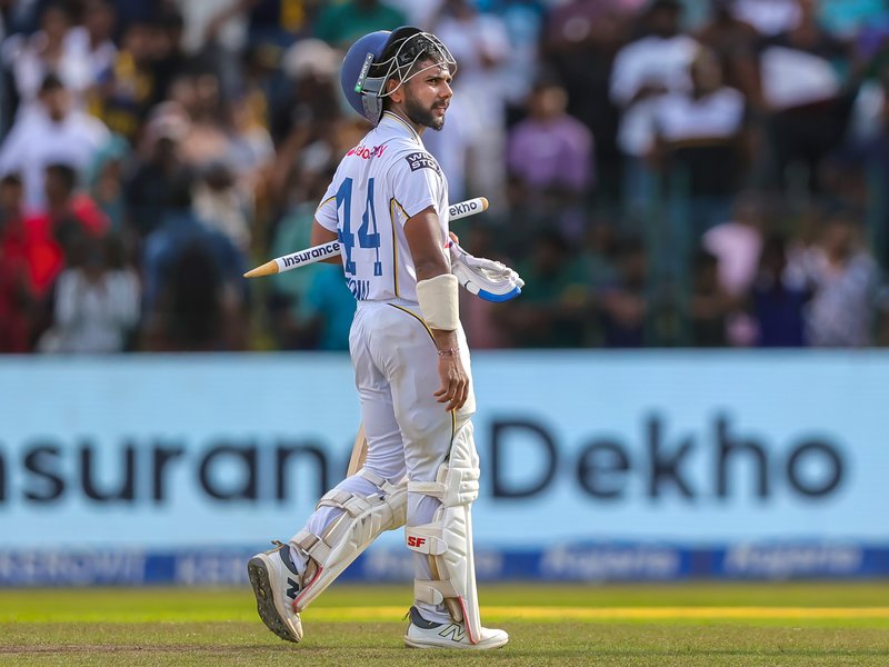 Dinusha's heroic hundred will go down as one of Sri Lanka’s greatest Test saves, says Sri Lanka's head coach Gary Kirsten at the end of their Test series with India. Photo credit: IANS 