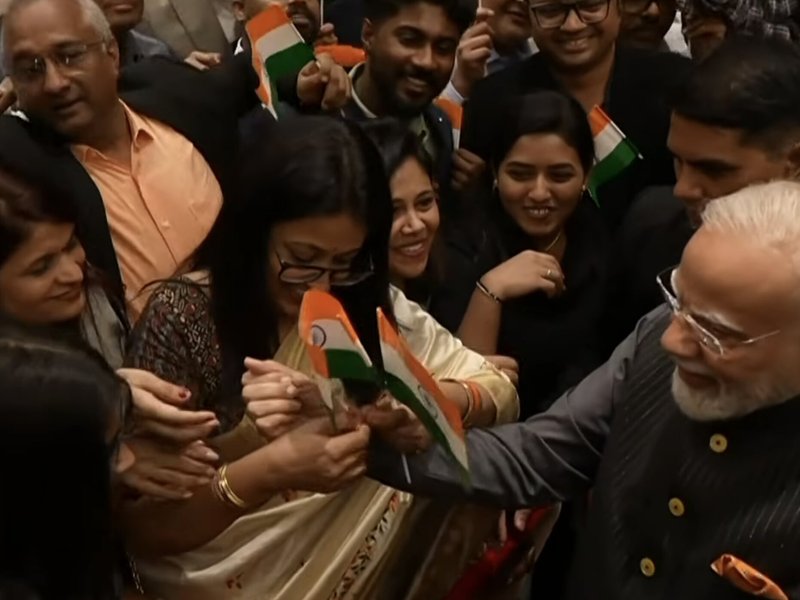 PM Modi receives grand welcome in Uzbekistan, women tie rakhi 