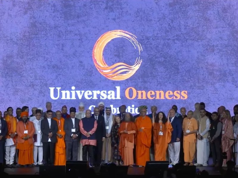 What we distribute matters: Mohan Bhagwat urges people to look beyond personal wealth at US event