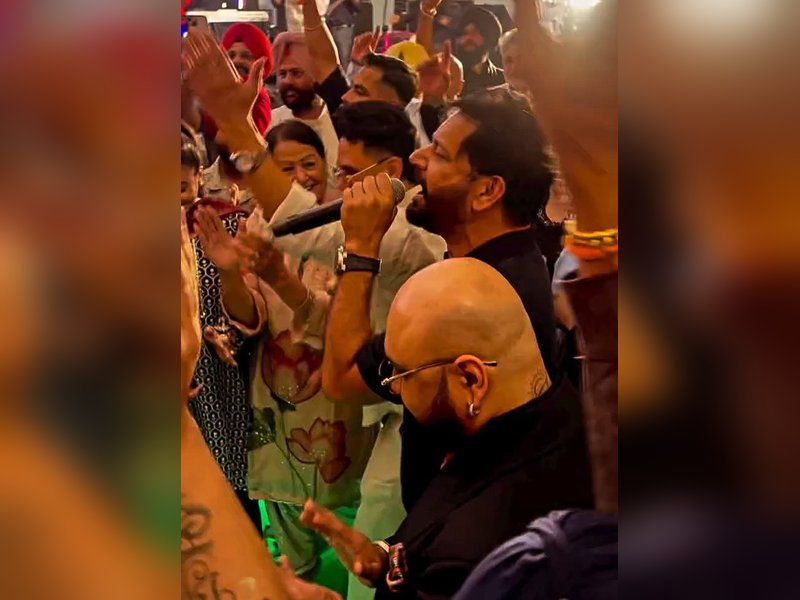 ‘Dil Le Gayee’ fame Jasbir Jassi shares inside glimpses from Binnu Dhillon’s birthday celebration
