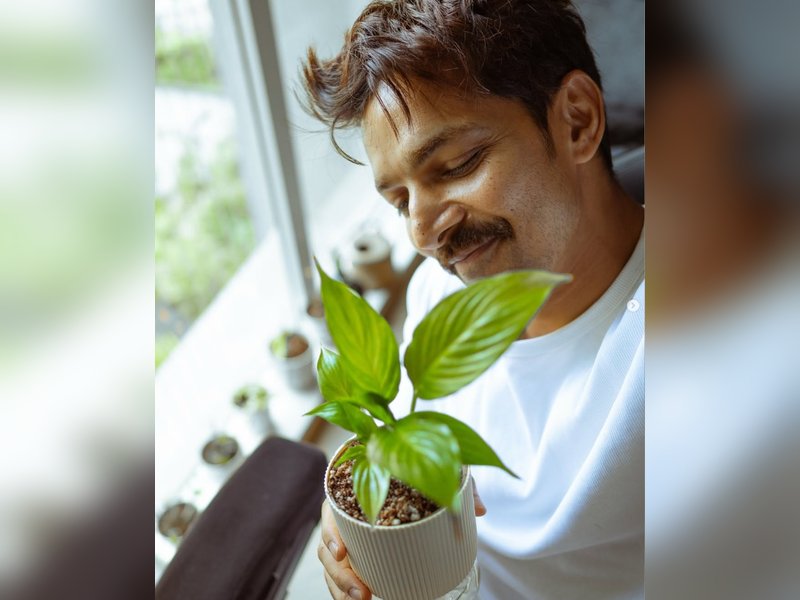 Harshvardhan Rane finds joy in watching things grow, shares glimpse of his Sunday off