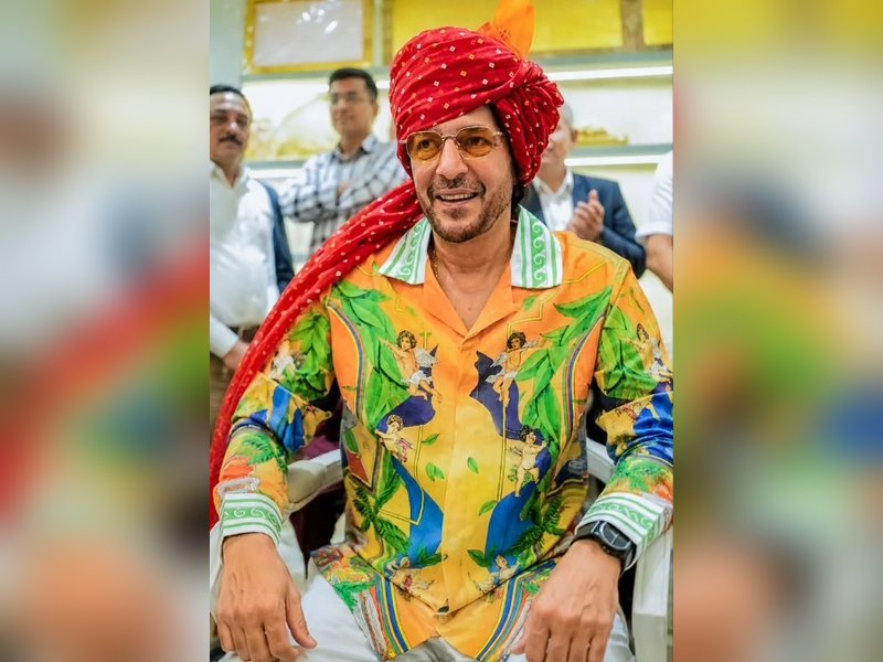Chunky Panday channels his inner kid in a candy store as he returns to Vadodara