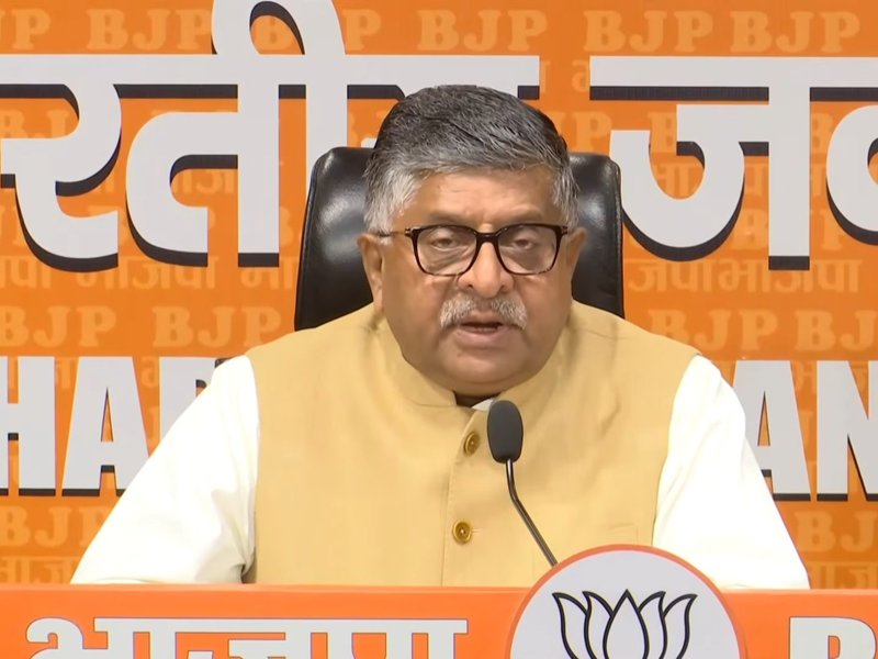 7.8 प्रतिशत की विकास दर तक पहुंचना एक बड़ा बदलाव, राहुल गांधी को आर्थिक विकास की समझ नहीं : रविशंकर प्रसाद