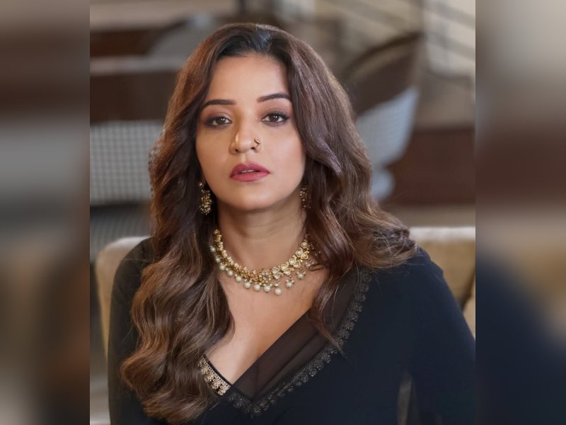 Monalisa reacts to comparisons with Rekha’s ‘Utsav’ character: ‘She is a legend’