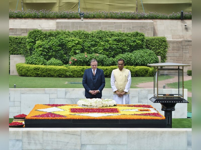 Belgian PM Bart De Wever pays tribute to Mahatma Gandhi at Rajghat