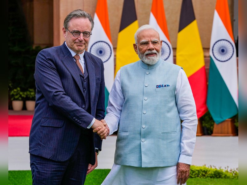 PM Modi gets praise from all around the world