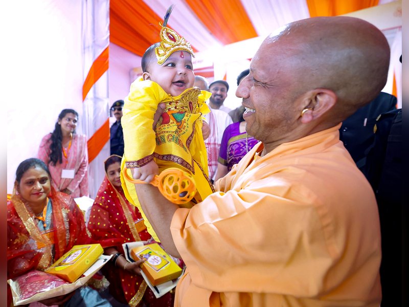 Video of Yogi Adityanath changed her life: Kerala woman writes emotional wedding invitation to UP CM