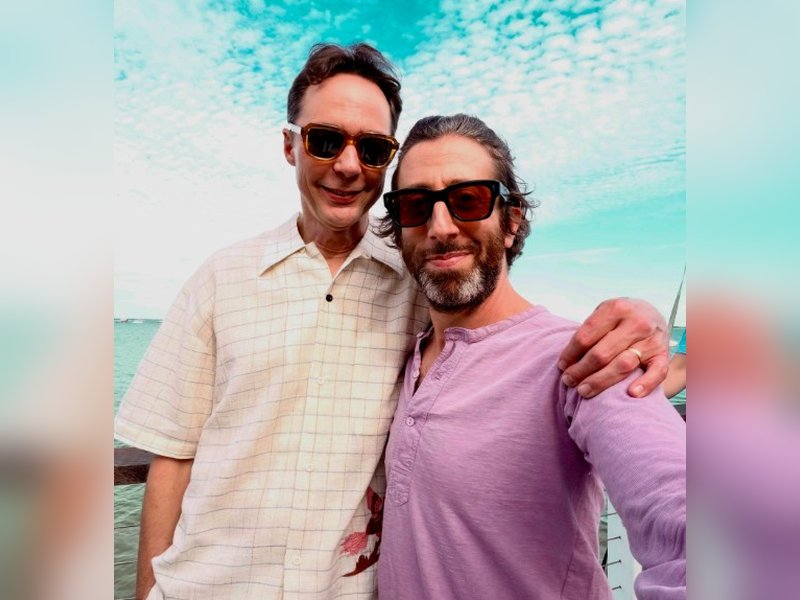 Simon Helberg celebrates 20 years of friendship with ‘The Big Bang Theory’ co-star Jim Parsons 