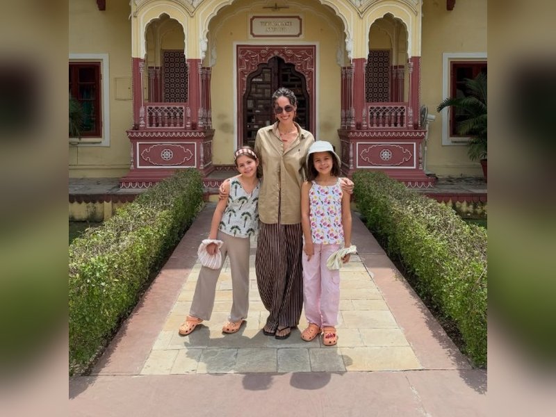 Lisa Ray explores Jaipur’s art, culture and cuisine with her daughters