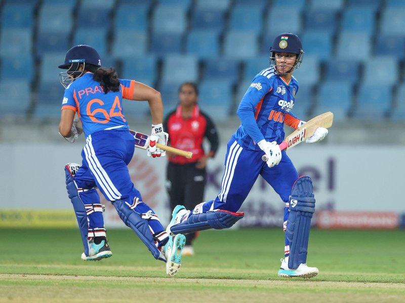 Women’s Asia Cup: India stars share knowledge, swap jerseys with Hong Kong China players (Credit: X/BCCI Women)