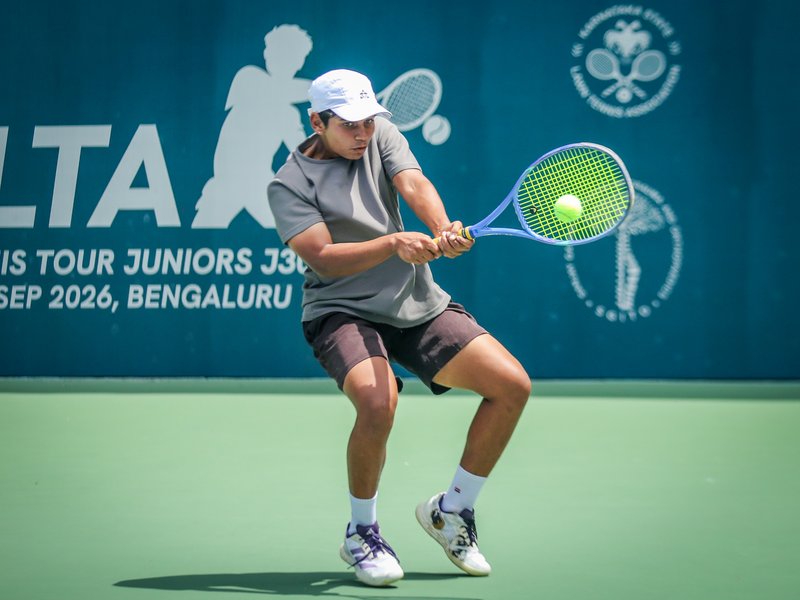 Shreeniti eyes double, Tejas ousted at KSLTA World Tennis Tour Junior J30 Bengaluru at the SM Krishna Tennis Stadium in Bengaluru on Friday. Photo credit: KSLTA
