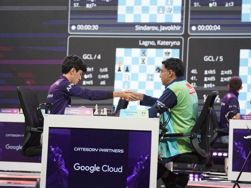 Alpine Pipers beat Mumba Masters with black pieces; Ganges Grandmasters, American Gambits win with white on the opening day of Season 4 of Global Chess League in Bengaluru on Saturday. Photo credit: GCL