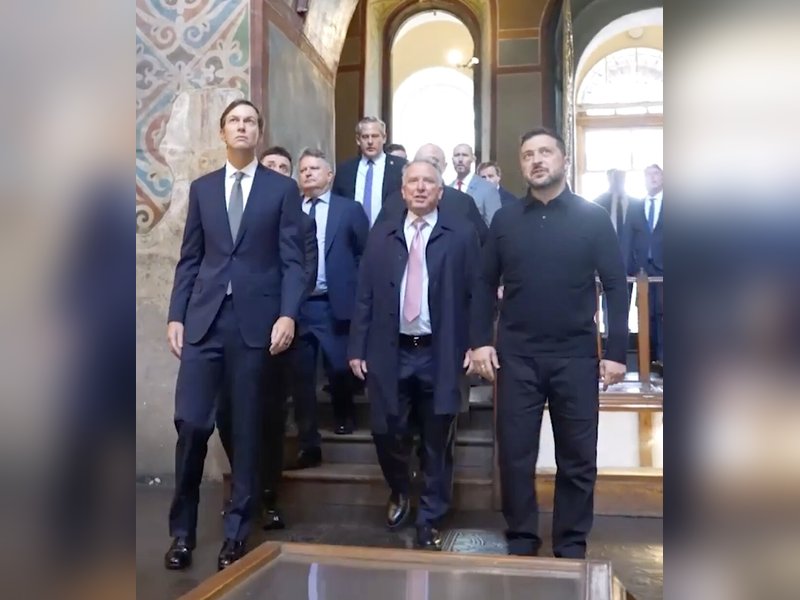 Trump envoys reach Kyiv after Putin talks 
