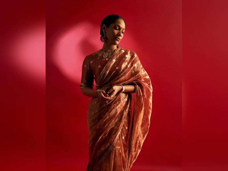 Masaba Gupta takes a dig at Mrunal Thakur as she praises Bipasha Basu's 'athletic build' 
