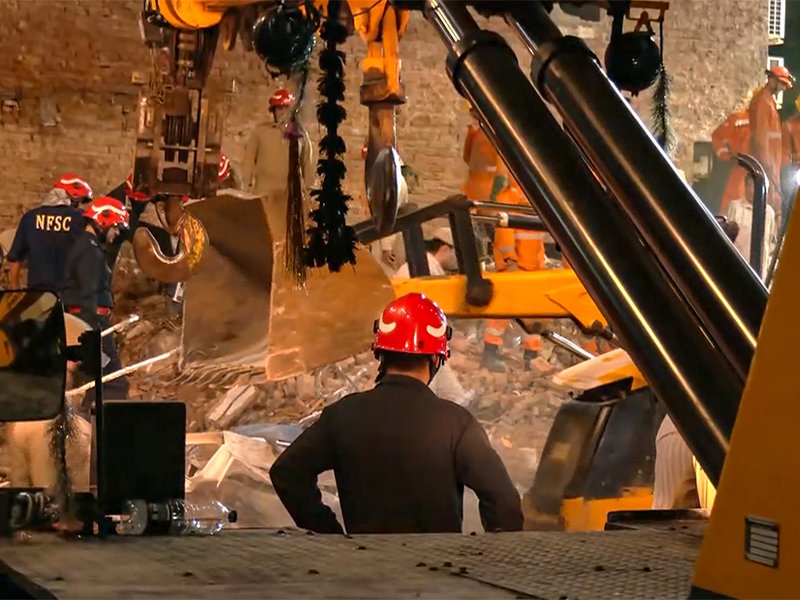 Delhi building collapse: Death toll rises to 3, workers continue rescue operation