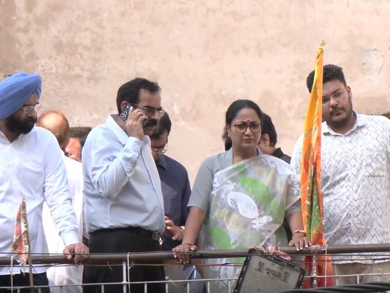 Satya Niketan building collapse: CM Rekha orders FIR against owner, strict action against negligent officials