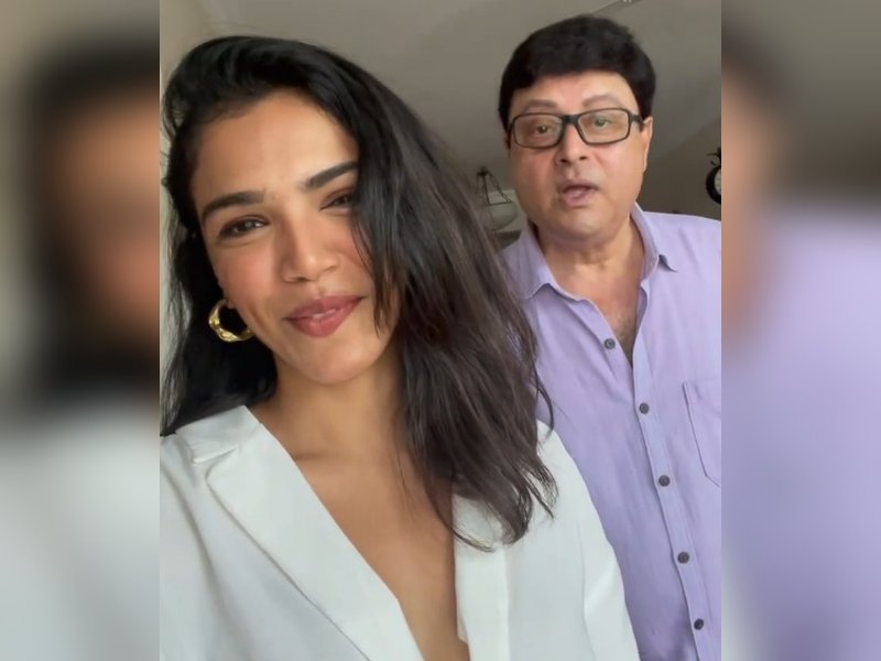 Shriya Pilgaonkar defends father Sachin Pilgaonkar amid trolling, says ‘same people come & click pics in person’