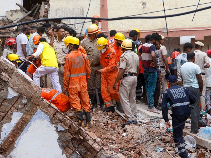 चार साल पहले भी सत्य निकेतन में गिरी थी इमारत, दिल्ली में पहले भी हो चुके हैं ऐसे हादसे 