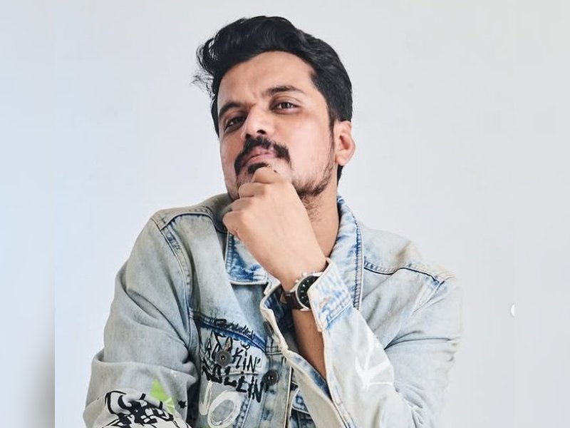 BB 20: Aasif Khan recalls standing behind a bus as junior artist with Salman Khan in ‘Dhinka Chika’ song from ‘Ready’