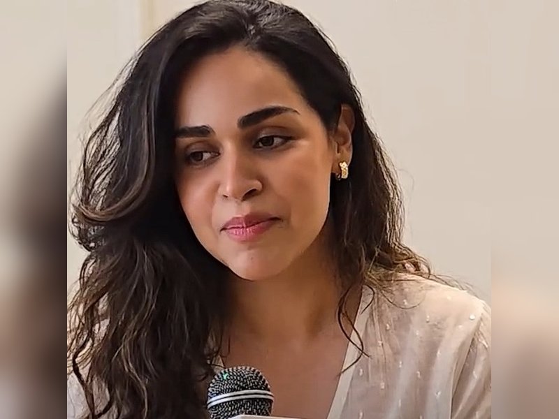 Naila Grrewal on Ravi Kishan’s infectious energy and humour: ‘He has become viral now’