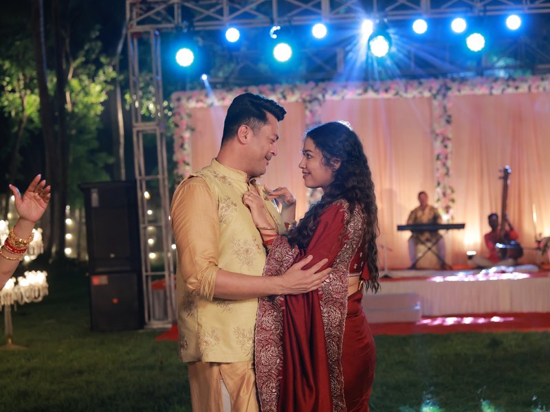 Bhulte Parbe Na: Jisshu Sengupta, Sohini Sarkar romance in the latest number from 'Bohurupi' 