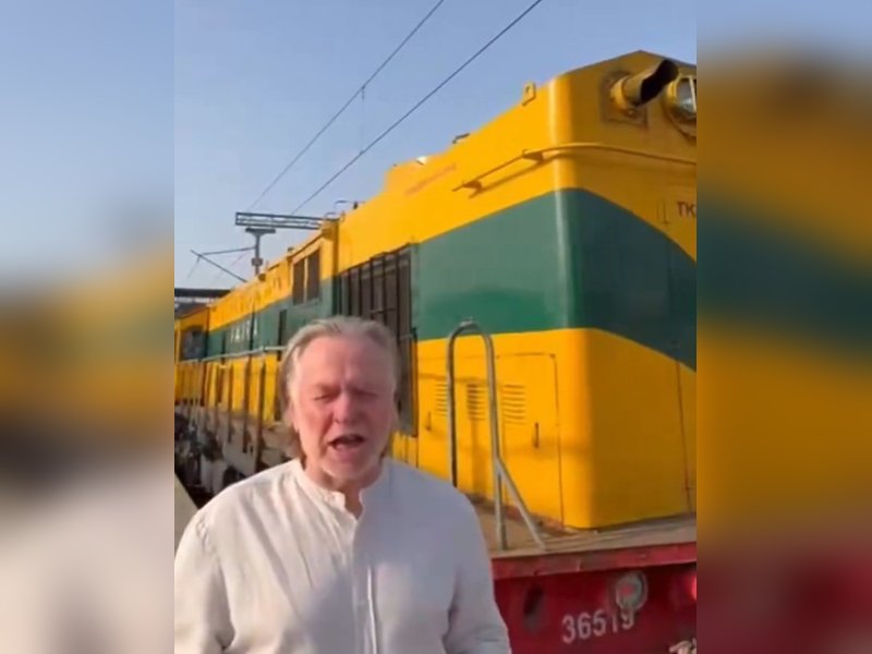 'Thoroughly enjoyed journey': Australian envoy Philip Green takes train ride to Chandigarh