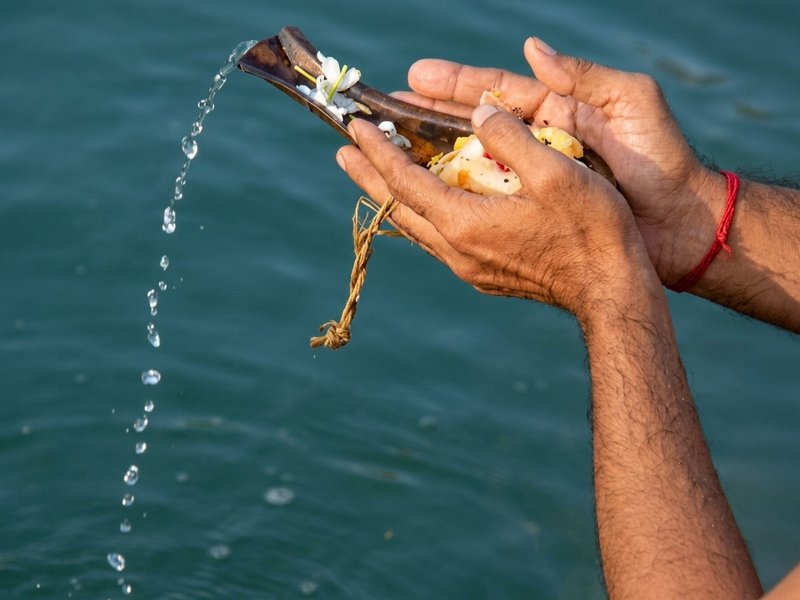 पितृपक्ष में ऋषियों का तर्पण क्यों जरूरी? अगस्त्य मुनि की कथा में छिपा है मोक्ष का रहस्य