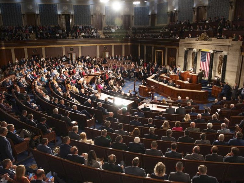 US birthright citizenship debate puts visa families in focus