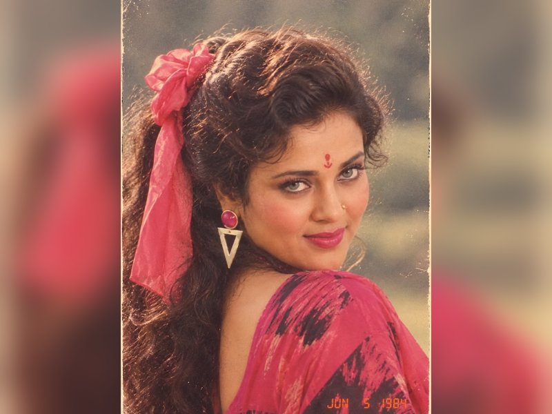 ‘Ram Teri Ganga Maili’ fame Mandakini joins 80s trend, brings back nostalgia of the iconic era