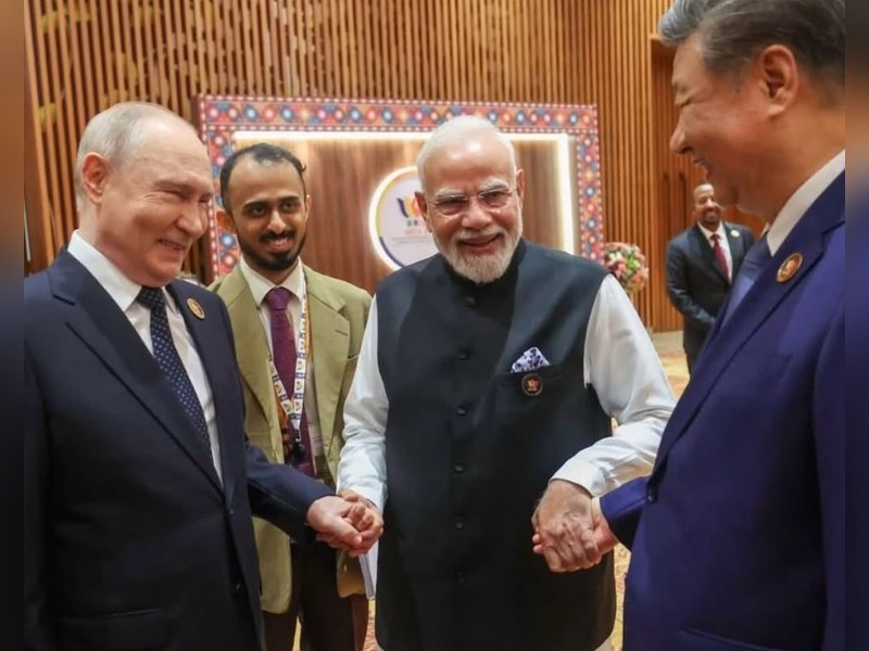 सुभाष घई ने पीएम मोदी के नेतृत्व पर जताया भरोसा, बोले-सकारात्मक सोच ही इंसानियत को आगे बढ़ाती है