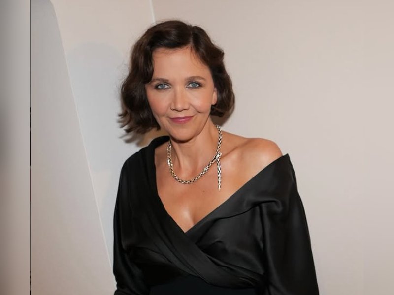 Maggie Gyllenhaal reacts to female filmmaker’s movie being awarded Golden Lion at Venice Film Fest