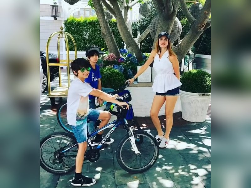 Sussanne Khan says her relationship with Hrithik Roshan’s mom turned more beautiful after her mother demise