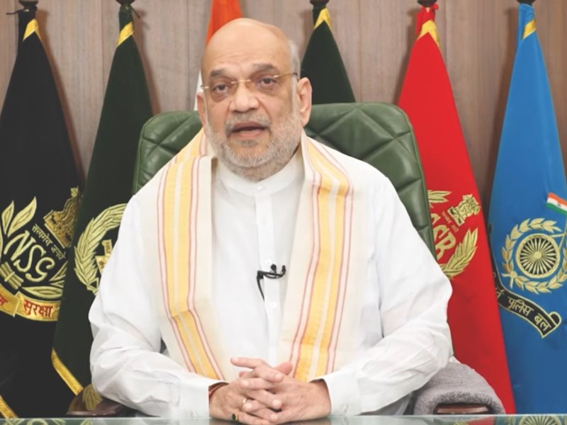 हिंदी किसी की प्रतिस्पर्धी नहीं, यह भारतीय भाषाओं के बीच आत्मीय संवाद और राष्ट्रीय एकात्मता की अहम कड़ी: अमित शाह
